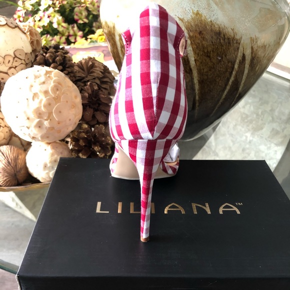 Heels - Picture 3 of 4